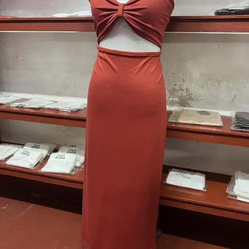 Vestido con escote recogido — imagen 1