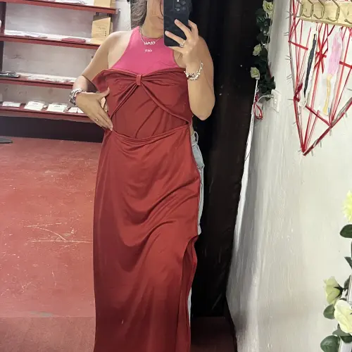 Vestido con escote recogido — imagen 2