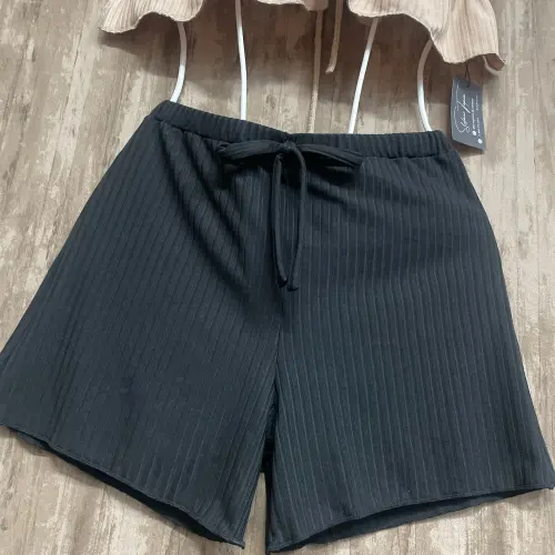 Short Sencillo — imagen 1