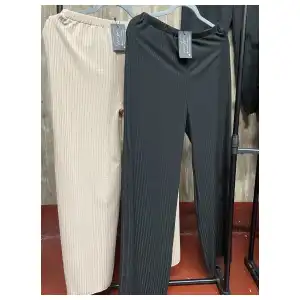 Pantaloneta Negra Elastizada miniatura 1