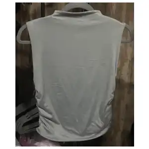Top cuello alto plisado por los costados miniatura 4